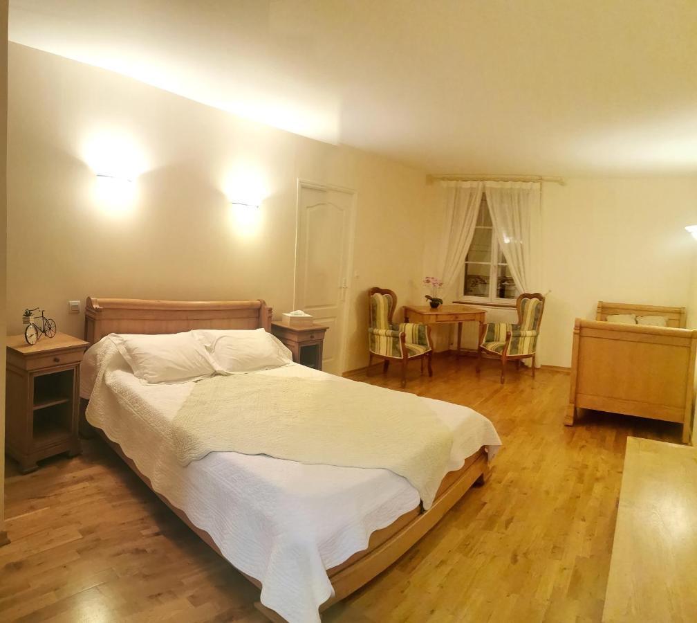 Chambre D'Hotes Le Val Du Chapelain Bed & Breakfast Montigny-la-Resle Exterior photo