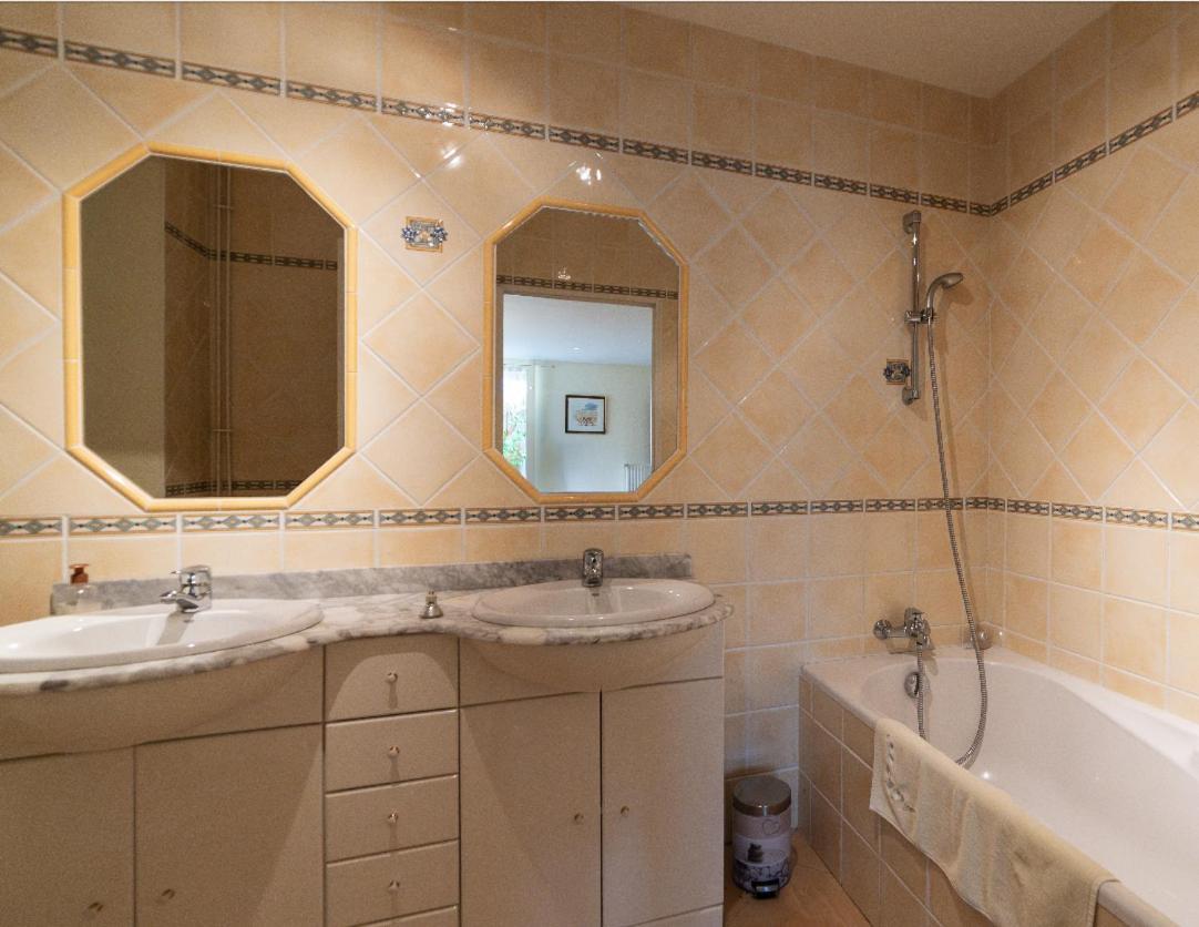 Chambre D'Hotes Le Val Du Chapelain Bed & Breakfast Montigny-la-Resle Exterior photo